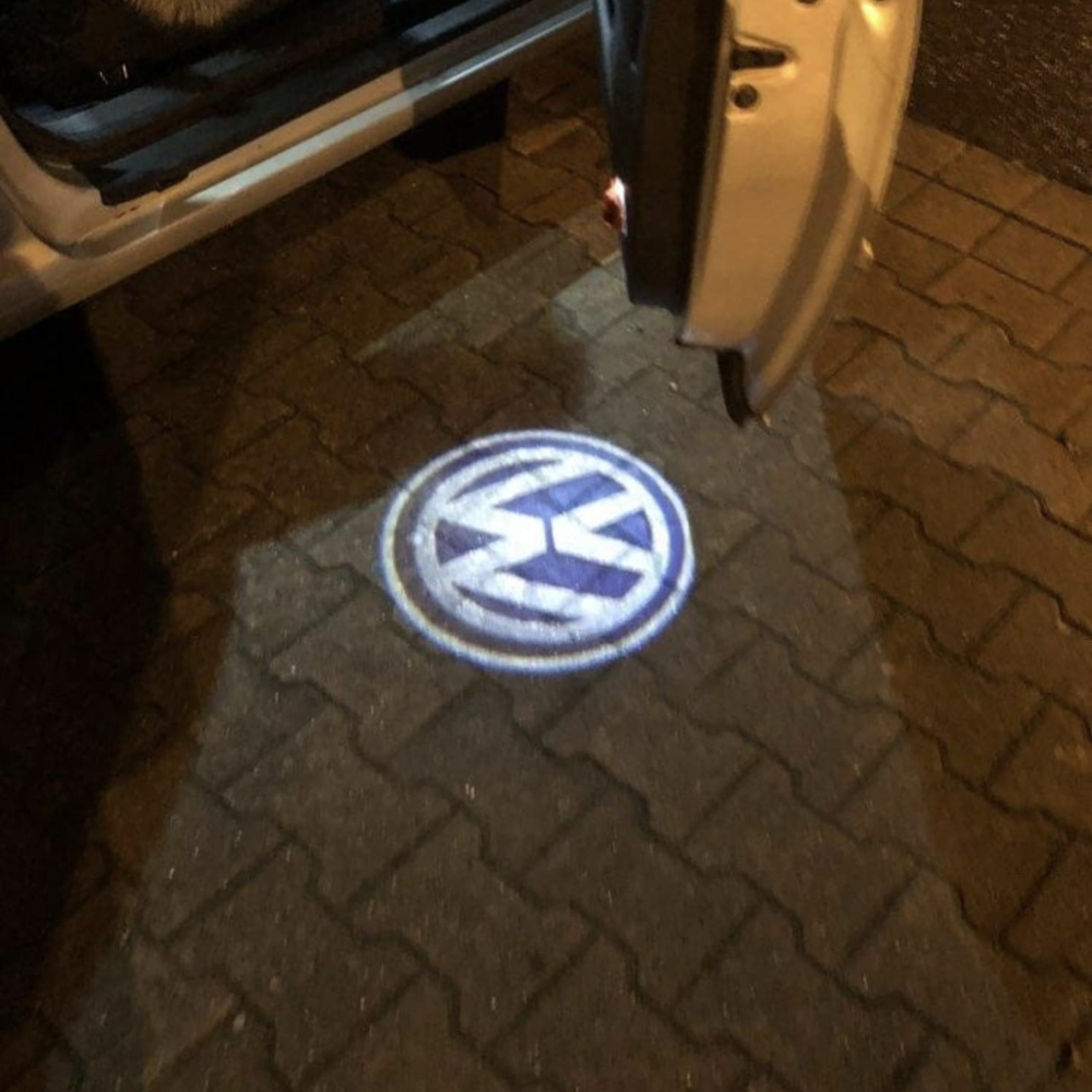 Proiettore LED Luminoso per Porte Auto