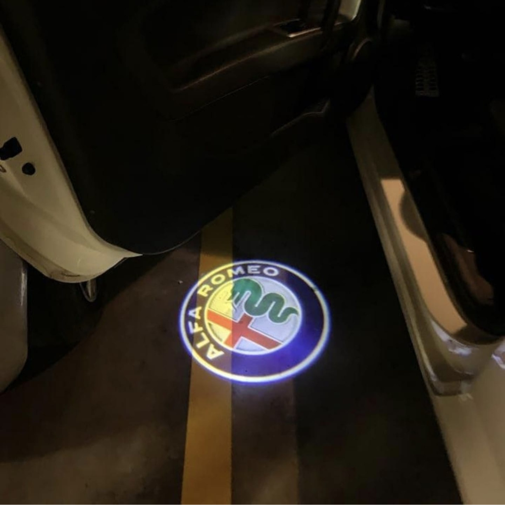 Proiettore LED Luminoso per Porte Auto